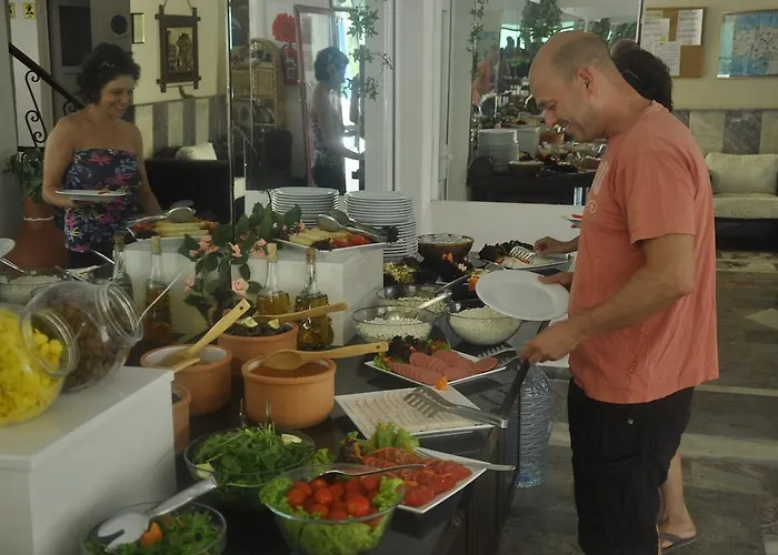 Ibrahim Bey מלון 3*